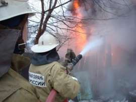 Под Волгоградом из-за неисправности дымохода загорелся частный дом: есть пострадавший