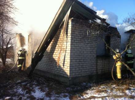 Двое жителей Волгоградской области пострадали на пожарах за выходные