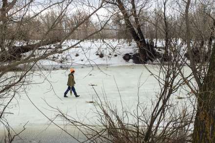 На реке Арчеда взрывают лёд, чтобы не допустить затопления Фроловского района