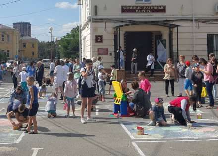 В Волгоградской области школьники выразили свое представление о здоровом образе жизни