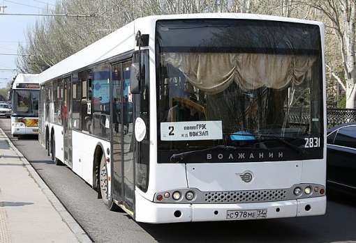Общественный транспорт Волгограда продолжает работу в особом режиме