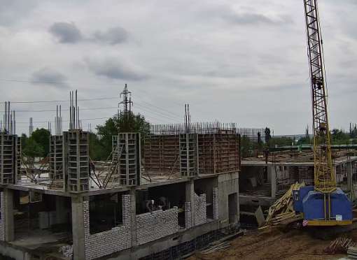 Строительство детского сада в Суровикино идет активными темпами