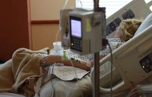 Погибшая от коронавируса 58-летняя волгоградка поздно обратилась за помощью