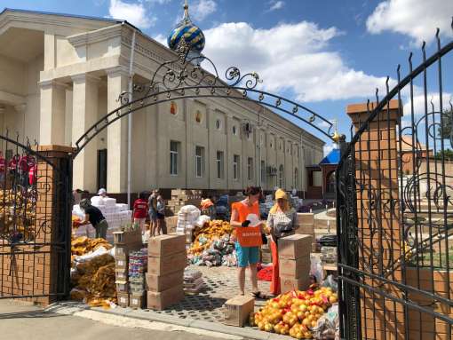 Благотворительный фонд прислал в Волгоград 20 тонн продуктов