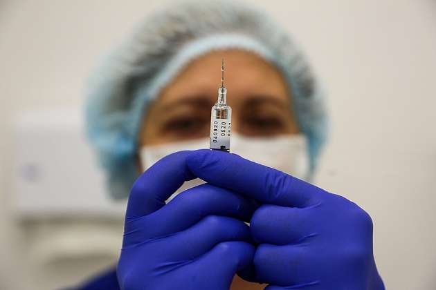 Половину населения Волгоградской области успешно привили от гриппа