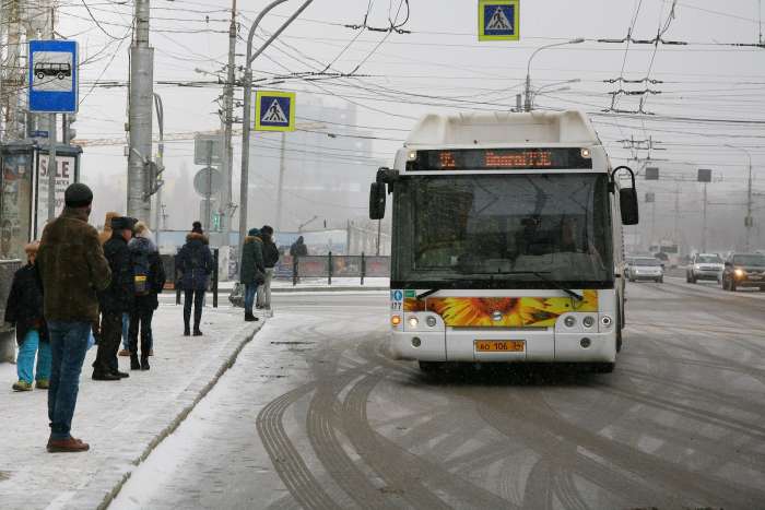 Кондуктора, высадившего ребёнка из автобуса на мороз, уволили в Волгограде
