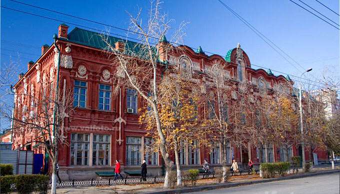 В гримёрках волгоградского казачьего театра нашли нарушения санитарных норм