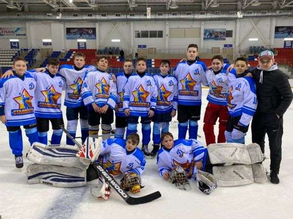 Хоккеисты  волгоградского клуба "Динамо"стали призерами на главном турнире сезона
