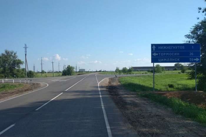 В Чернышковском районе Волгоградской области завершен комплексный ремонт пятикилометрового участка трассы