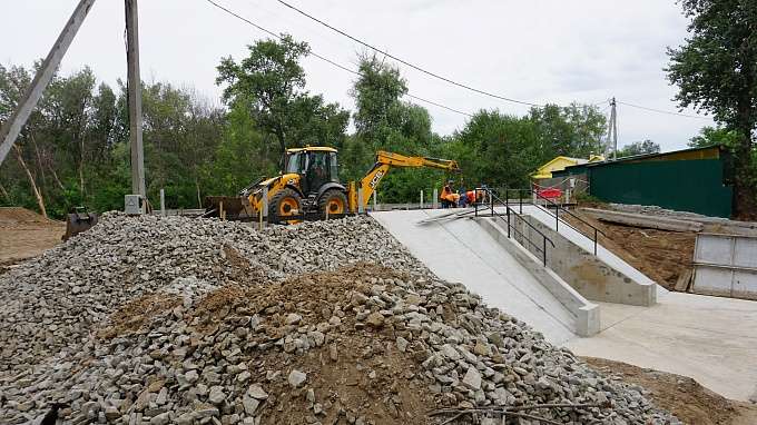 В Волго-Ахтубинской пойме  приступили  к строительству 33 водопропускных сооружений