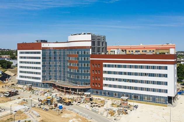 Готовность строительства нового корпуса волгоградского  онкоцентра составляет 80 %