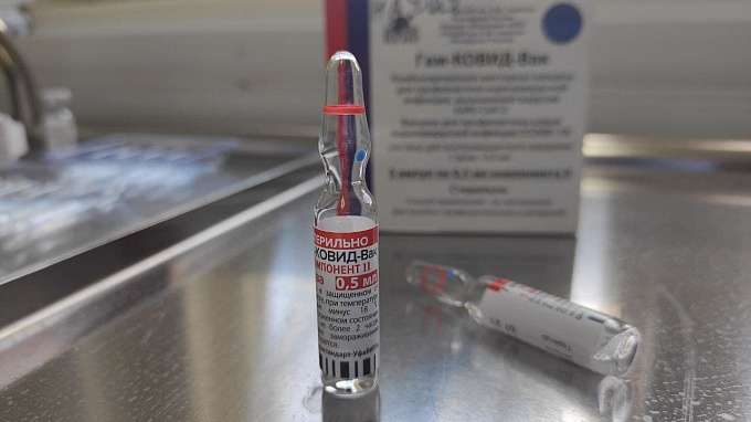 800 тысяч жителей Волгоградской области сделали прививки от COVID-19