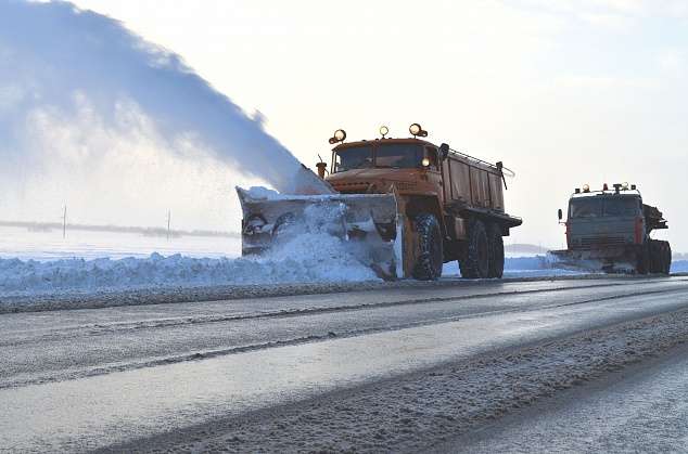 В Волгоградской области за сутки  дороги  обработали 2,2 тыс. тонн песко-соляной смеси