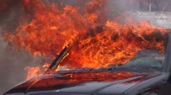 В Волгограде за последние сутки   при пожаре пострадали  четыре автомобиля