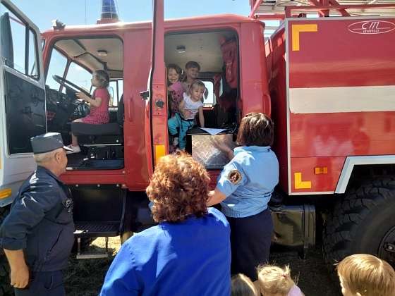 В селах Волгоградской области  проводят противопожарные акции