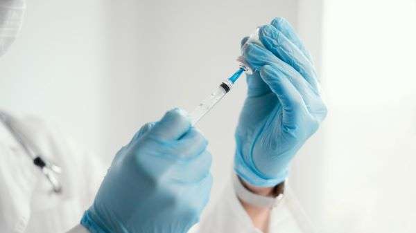 В Волгоградской области возобновили работу  пункты вакцинации  в ТЦ
