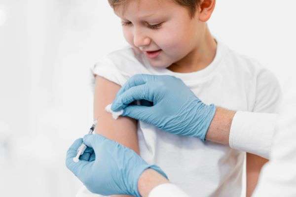Юные жители Волгоградской области получают защиту от гриппа