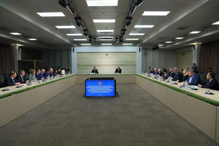 На площадке Волжского трубного завода состоялось выездное совещание комитетов Совета Федерации