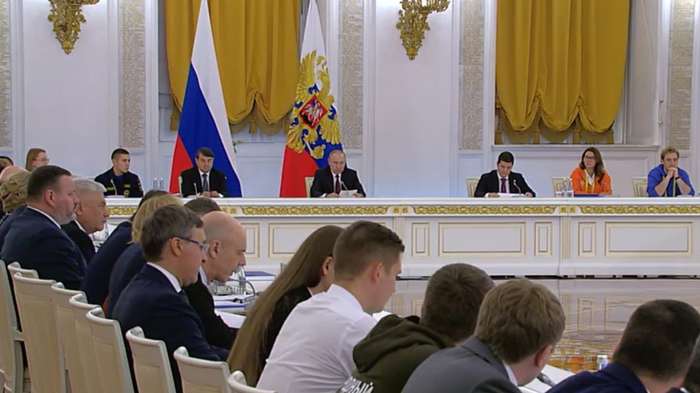 Губернатор Волгоградской области Андрей Бочаров принял участие в заседании Госсовета РФ