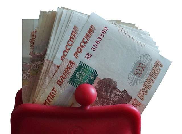 40-летний волгоградец  перечислил мошеннику почти 9 миллионов рублей