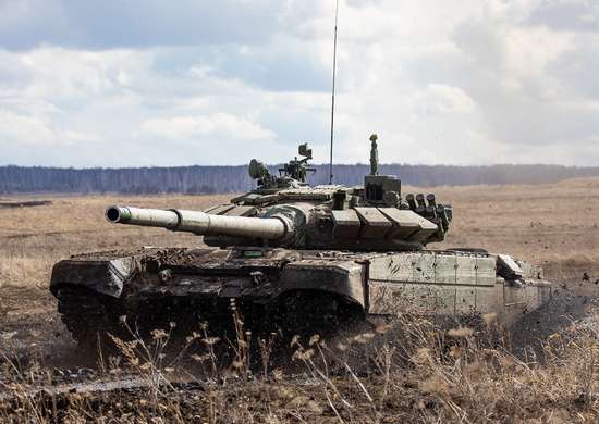 В Волгоградской области  на полигоне пройдут танковые стрельбы и  отработки  навыков экстремального вождения