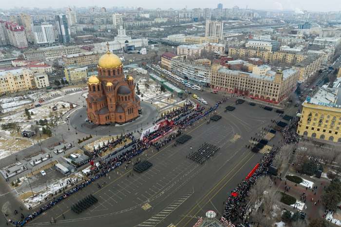 В городе-герое  Волгограде  прошёл парад в честь юбилея Сталинградской Победы