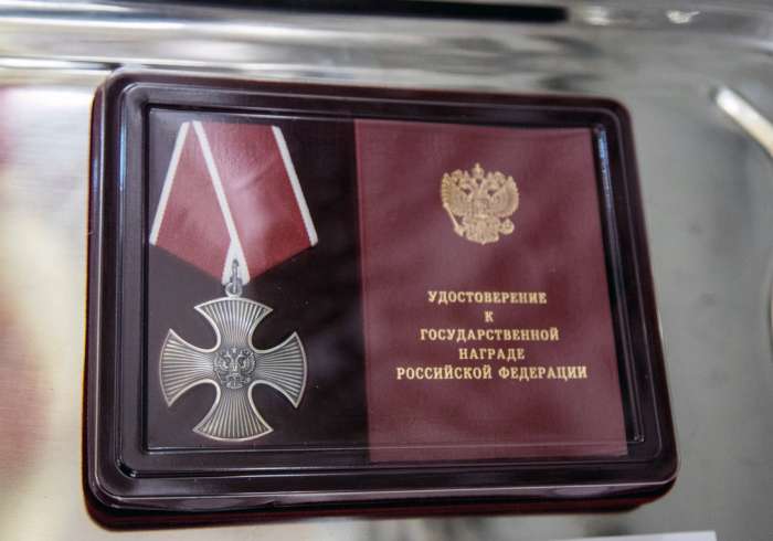 В Волгограде родственникам погибших  бойцов в СВО  передали ордена Мужества