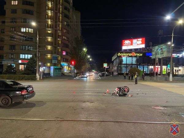 В Волгограде в  ДТП  с участием иномарки и мотоцикла пострадал мотоциклист