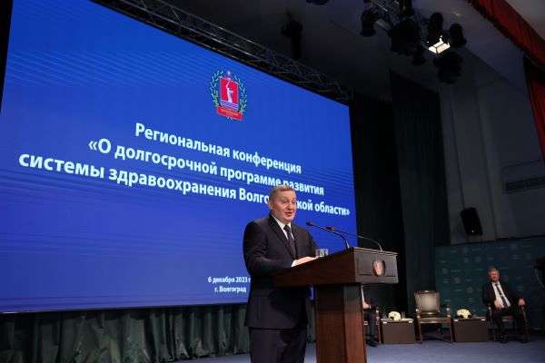 Андрей Бочаров предложил ввести  новый вид поддержки волгоградским медикам