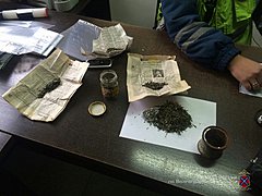 Житель Волгоградской области вез в маршрутки банки с марихуаной