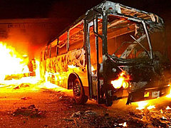 В Волжском сгорел пассажирский автобус