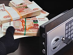 Житель Волгоградской области украл 20 тысяч рублей из сейфа свое