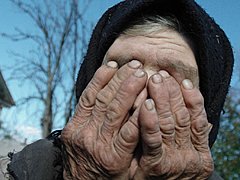 Под Волгоградом пенсионерка задушила подругу на скамейке у дома