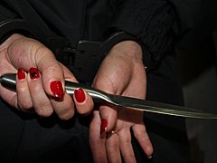 19-летняя подвыпившая волжанка пырнула ножом своего отчима