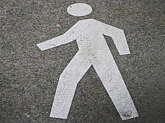В Волгограде пешеход погиб после наезда двух автомобилей
