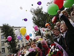 В России начинается новый учебный год для миллионов российских ш