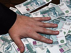 Волгоградская пенсионерка отдала мошенникам через окно 300 тысяч
