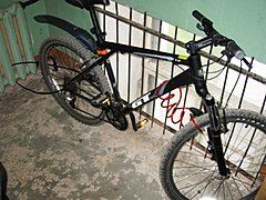 Волгоградца задержали за кражу горного велосипеда из подъезда