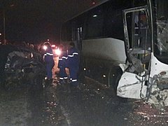 Пассажир иномарки погиб в столкновении легковушки с автобусом по