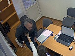 Под Волгоградом сотрудница офиса микрозаймов дала отпор грабител