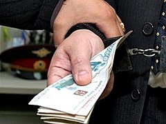 Под Волгоградом подозреваемый в краже пытался подкупить полицейс