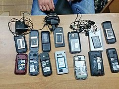 В колонию на севере Волгограда пытались пронести 20 телефонов