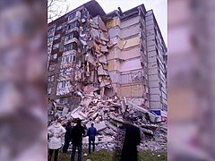 Волгоградцы соболезнует семьям погибшим при обрушении дома в Иже