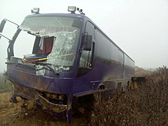На трассе «Волгоград - Астрахань» вылетел в кювет автобус с пасс