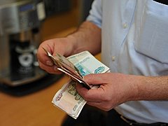Почти 15 тысяч рублей перевел камышанин лжесотруднику банка