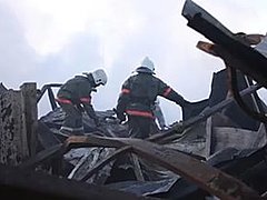 На юге Волгограда обрушилось здание завода: есть погибший