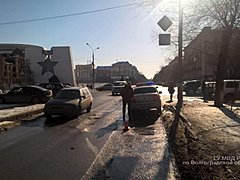 В центре Волгограда автоледи на иномарке сбила школьницу