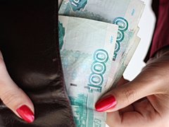 Жительница Волгоградской области украла у соседа-пенсионера 10 т