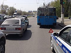 В Волгограде кондуктор троллейбуса пострадала при падении в сало