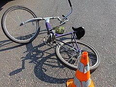 Трусливый автомобилист сбил пожилую велосипедистку в Волгограде